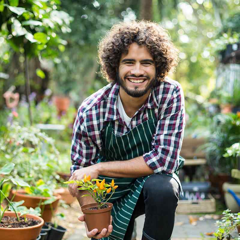 https://www.gardensummerhouses.com/wp-content/uploads/2019/02/team_04.jpg